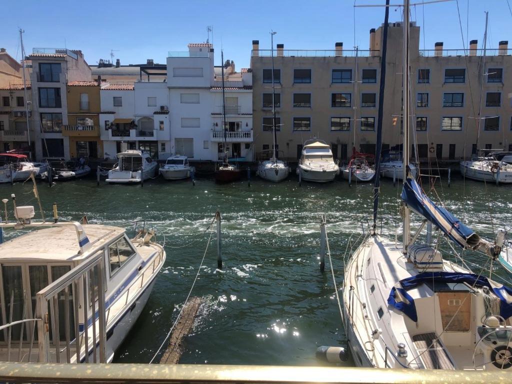 Port Ambar - Apartamento En La Marina De Empuriabrava - Balcon Con Vistas Al Canal - Playa - Wifi Exterior photo
